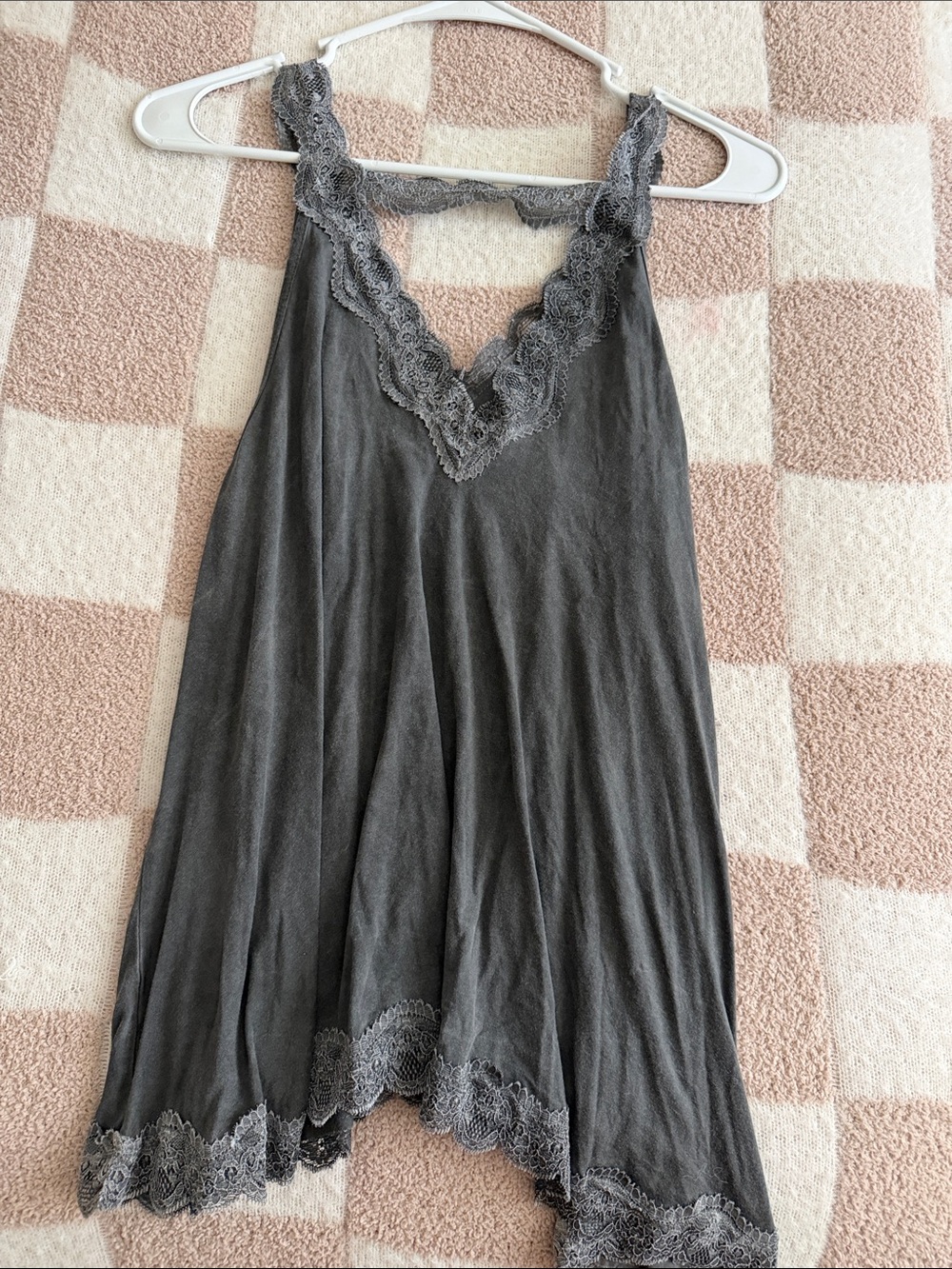 POL Gray Lace-Trim Tank Top